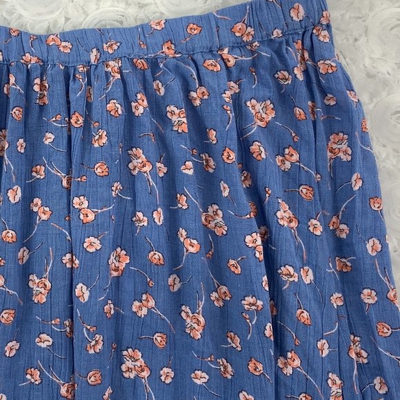 American Eagle | Floral Hi-Low Skirt - Picture 4 of 12